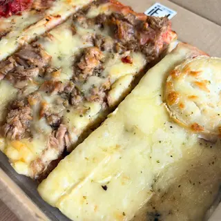 PIZZA QUESOS