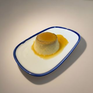 Flan cremoso de nata