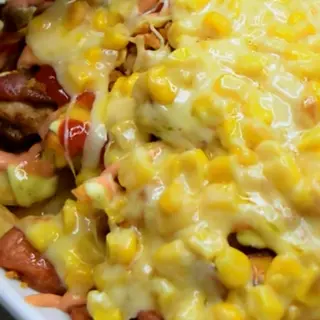 Salchipapa