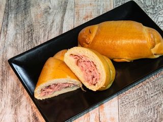 Cachitos Queso crema y Jamón