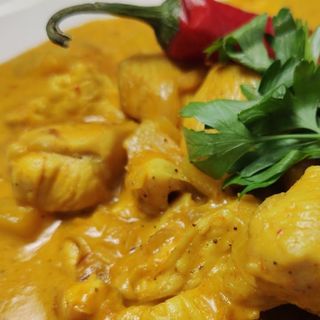 Pollo Con Mango