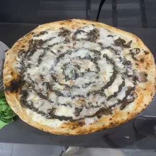 Pizza trufa (36 x 36 cm.)