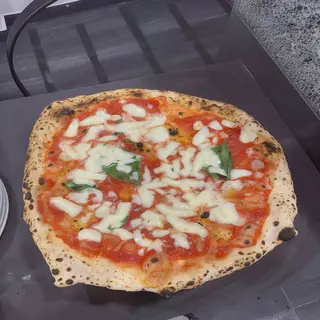 Pizza margherita (36 x 36 cm.)