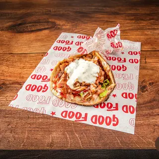 Cuatro Shawarma mixtas, menú + patatas y bebida
