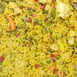 Fideuá de pollo y verduras