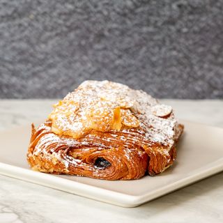 Pan De Chocolate Con Almendras 