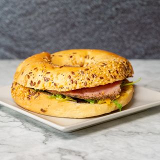 Bagel de Pastrami