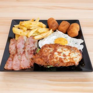 Plato De Pechuga De Pollo Crujiente