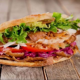 Kebab pan pita