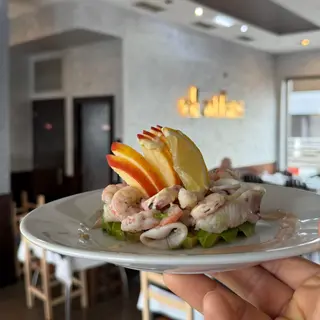 Ensalada marisco royale