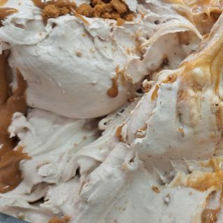 DUBAI 1 LITRO GELATO (CHOCO DUBAI KATAIFI KRUNCH)