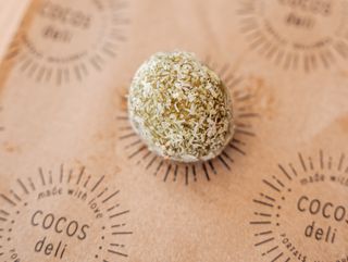 Energy ball-  matcha