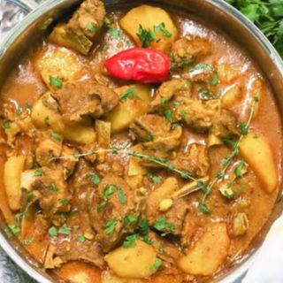 Desi Lambe karahi (1kg) con 4 Naan