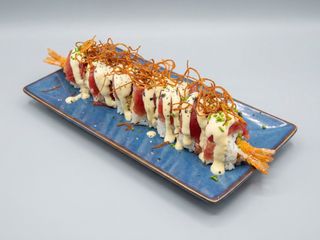 Uramaki Nikkei Acevichado (8 Pzs.)