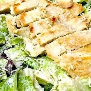 Ensalada césar con pollo