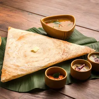 72. Onion Chilli Masala Dosa (V)