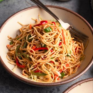 188. Hakka Noodles (V)