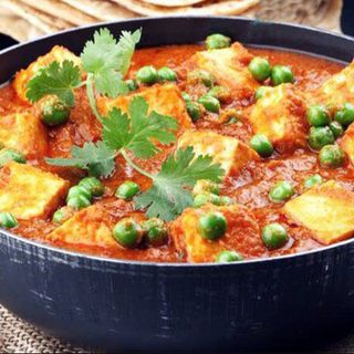 246. Mutter Paneer (G)