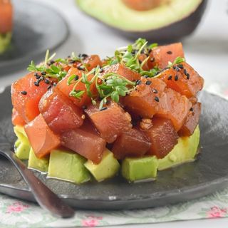 190.TARTAR ATÚN CON AGUACATE