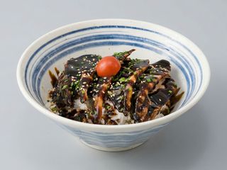 65. DONBURI DE ANGUILA