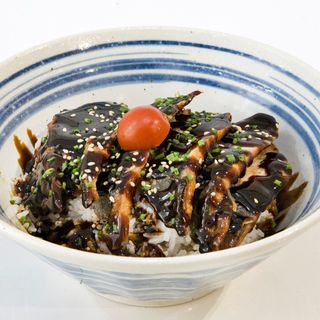 65. DONBURI DE ANGUILA