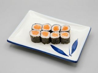 166.HOSOMAKI SALMON X8
