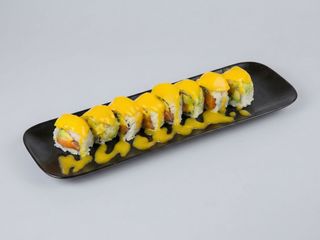 196.SALMÓN MANGO ROLL X8