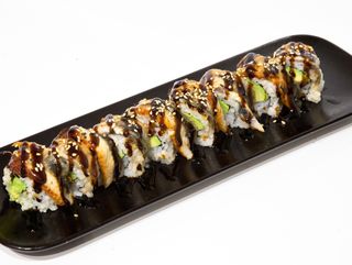 215.ANGUILA URAMAKI ROLL X8