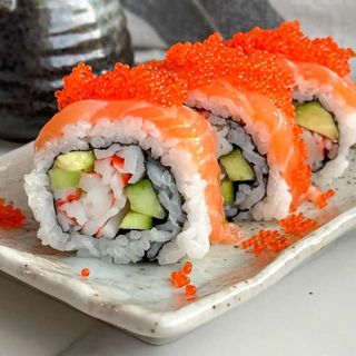 200.CALIFORNIA SALMÓN ROLL X8