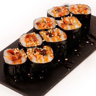 165.HOSOMAKI ANGUILA CON AGUACATEX8