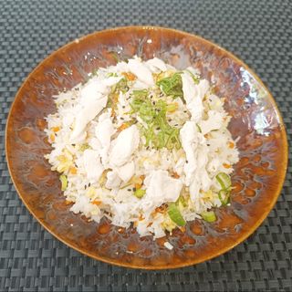 51.ARROZ FRITO CON POLLO