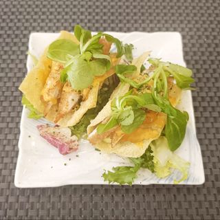 45. TACO DE ATÚN  X2