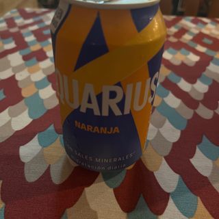 Aquarius naranja