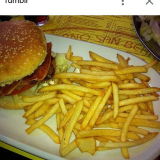 Hamburguesa Super Canaima .