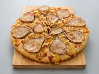 Focaccia pera, gorgonzola y nueces