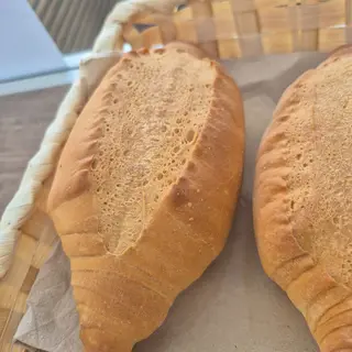 Bocadillo Mortadela y provola ahumada