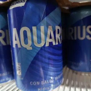 Aquarius limón