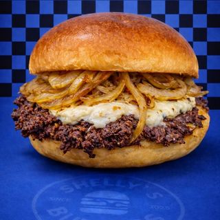 SHELLY'S CARAMEL GLOW