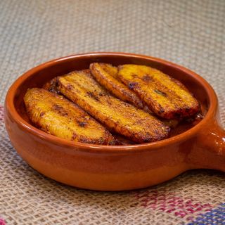 Tajadas de platano maduro