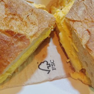 Bocadillo de tortilla francesa