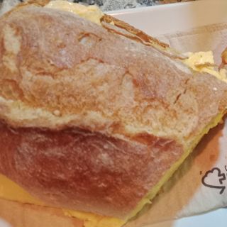 Bocadillo chorizo caliente