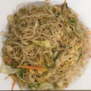 Fideos de arroz con verduras