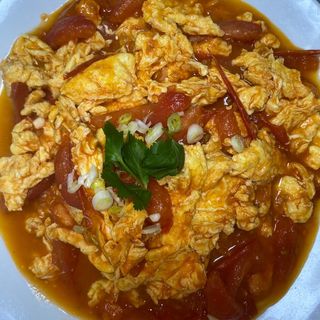 Wok de tomate y huevo