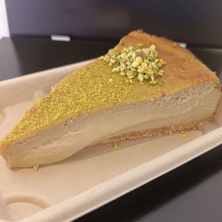 Porción De Queso Y Praliné De Pistacho
