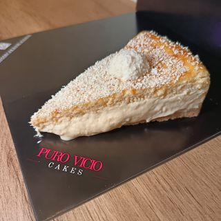 Porción Tarta del Mes ( Raffaello )