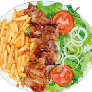 Platos kebab con patatas