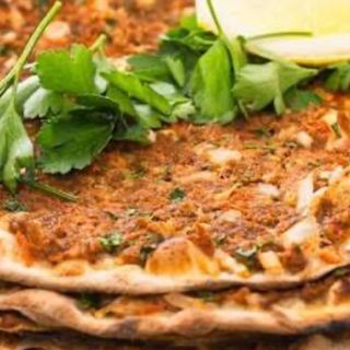 Lahmacum de ternera