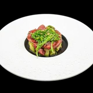 Tartar de atún con aguacate m