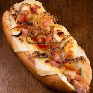 Perrito La Pérgola + patatas