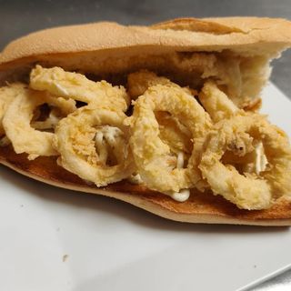 Bocadillo de calamares